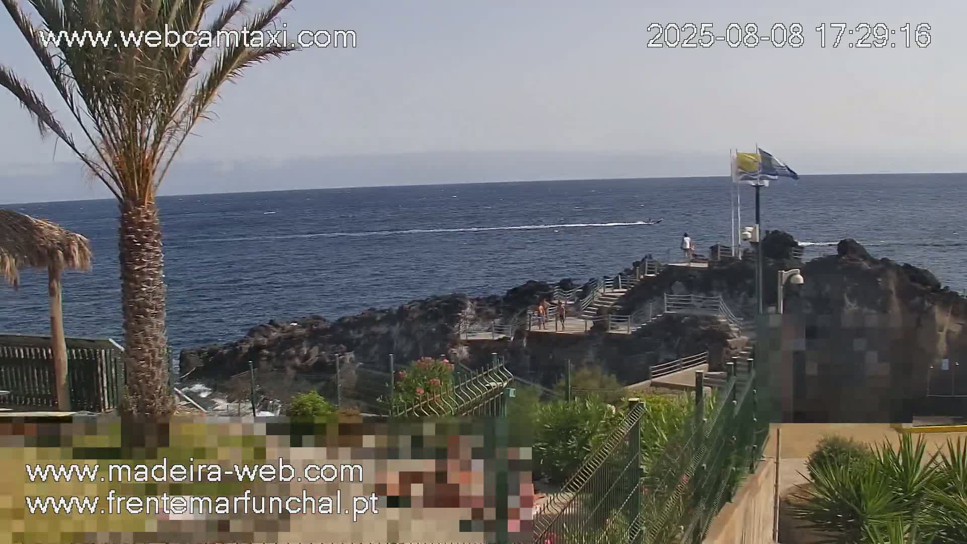 Sao Martinho, Praia da Ponta Gorda Coast Live Cam - Funchal, Madeira, Portugal