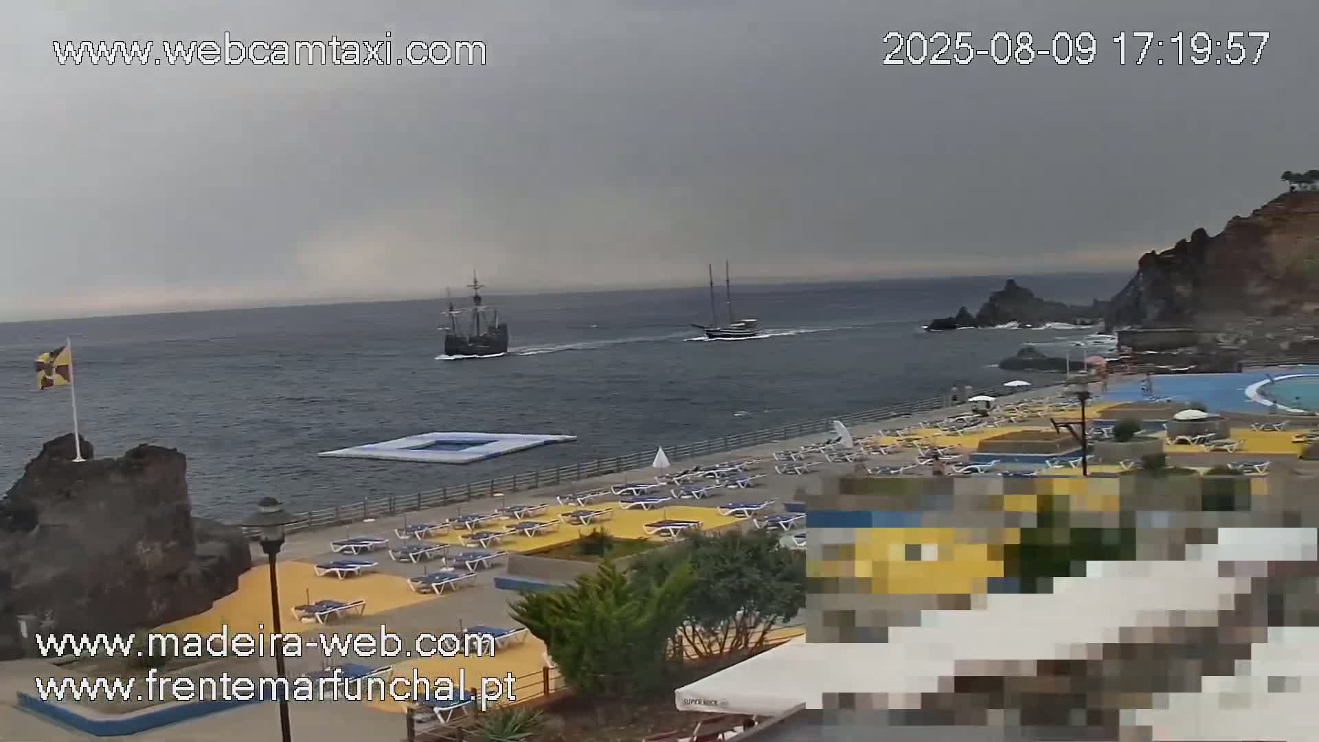 Sao Martinho, Praia da Ponta Gorda Coast Live Cam - Funchal, Madeira, Portugal