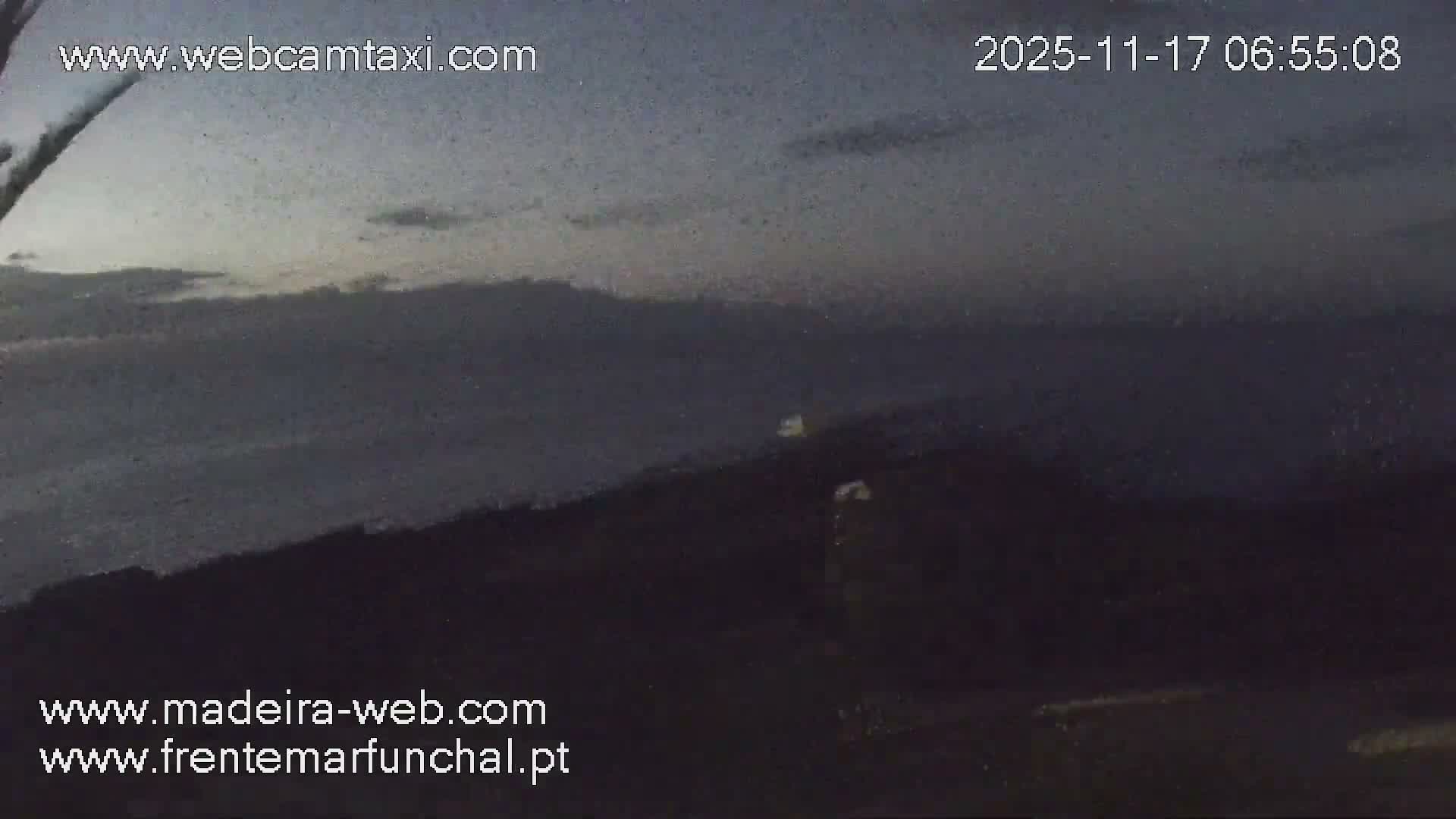Sao Martinho, Praia da Ponta Gorda Coast Live Cam - Funchal, Madeira, Portugal