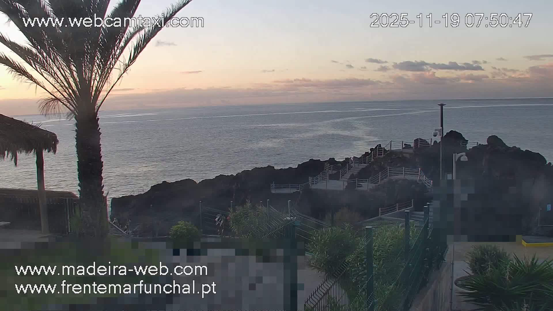 Sao Martinho, Praia da Ponta Gorda Coast Live Cam - Funchal, Madeira, Portugal