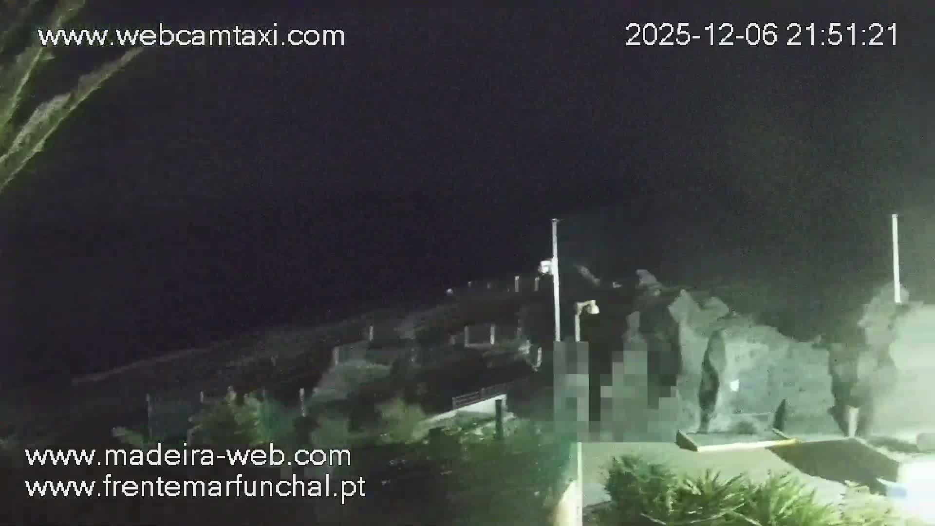 Sao Martinho, Praia da Ponta Gorda Coast Live Cam - Funchal, Madeira, Portugal