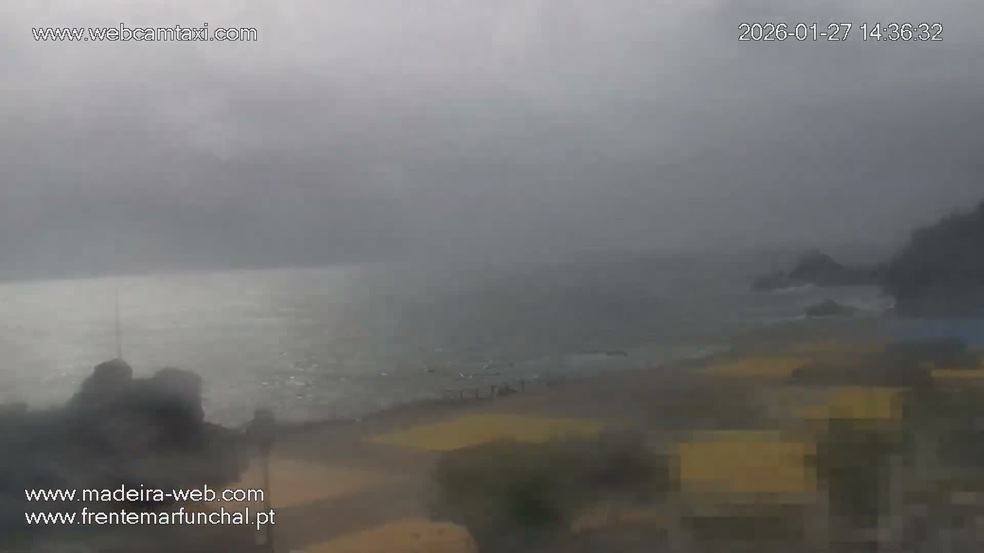 Sao Martinho, Praia da Ponta Gorda Coast Live Cam - Funchal, Madeira, Portugal