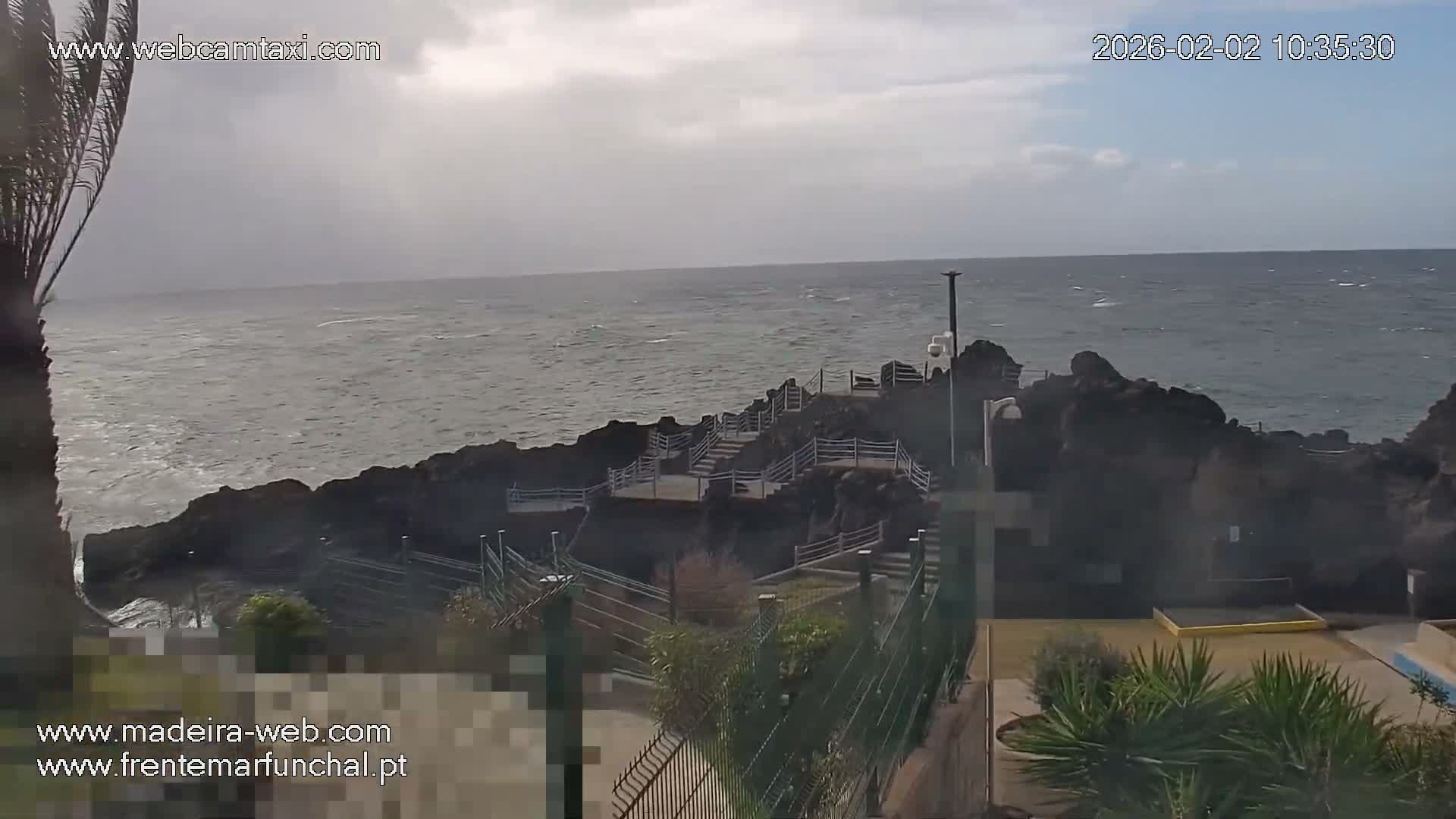Sao Martinho, Praia da Ponta Gorda Coast Live Cam - Funchal, Madeira, Portugal