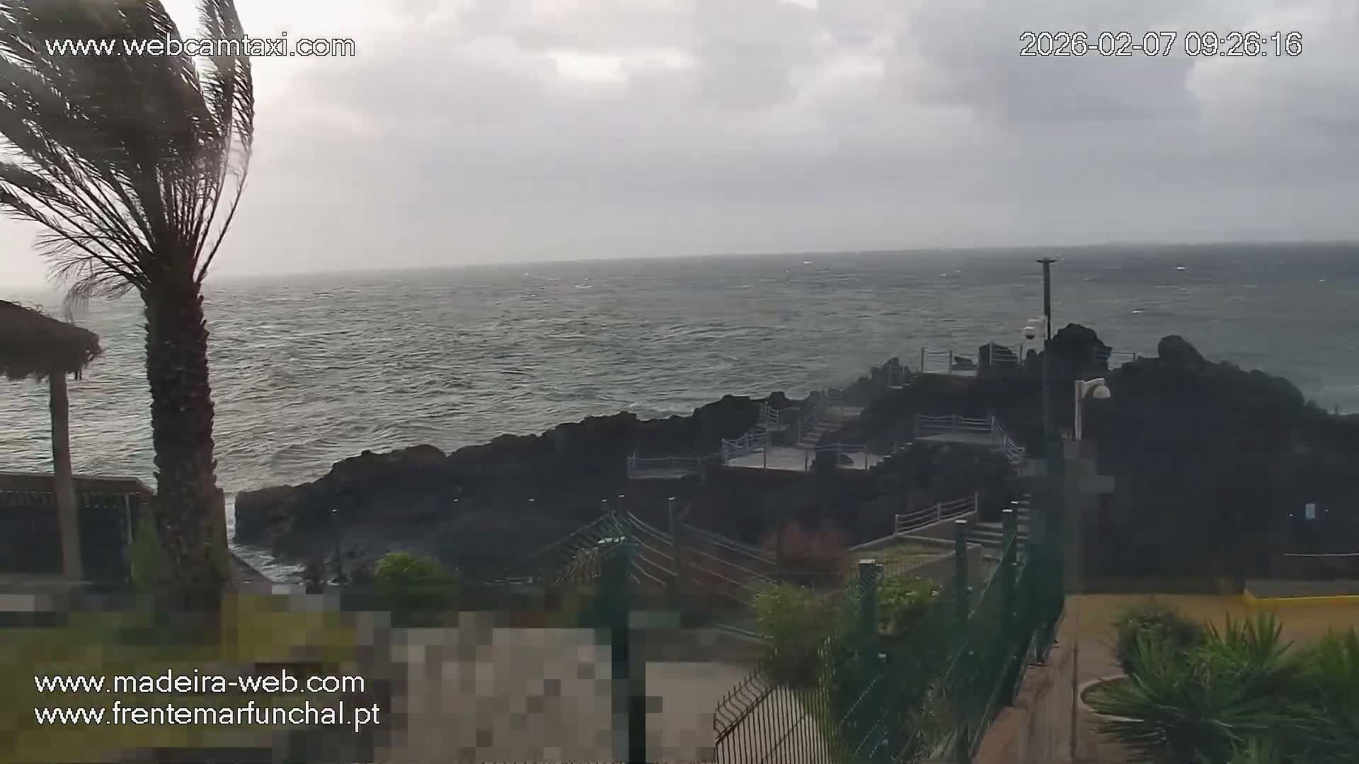 Sao Martinho, Praia da Ponta Gorda Coast Live Cam - Funchal, Madeira, Portugal
