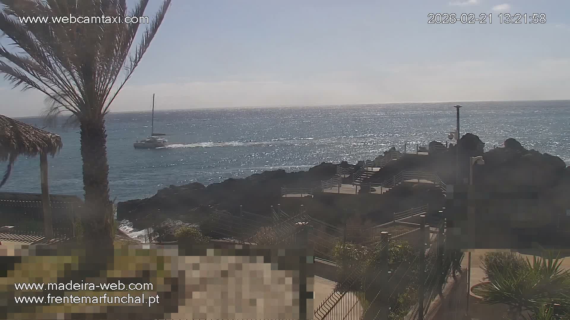 Sao Martinho, Praia da Ponta Gorda Coast Live Cam - Funchal, Madeira, Portugal