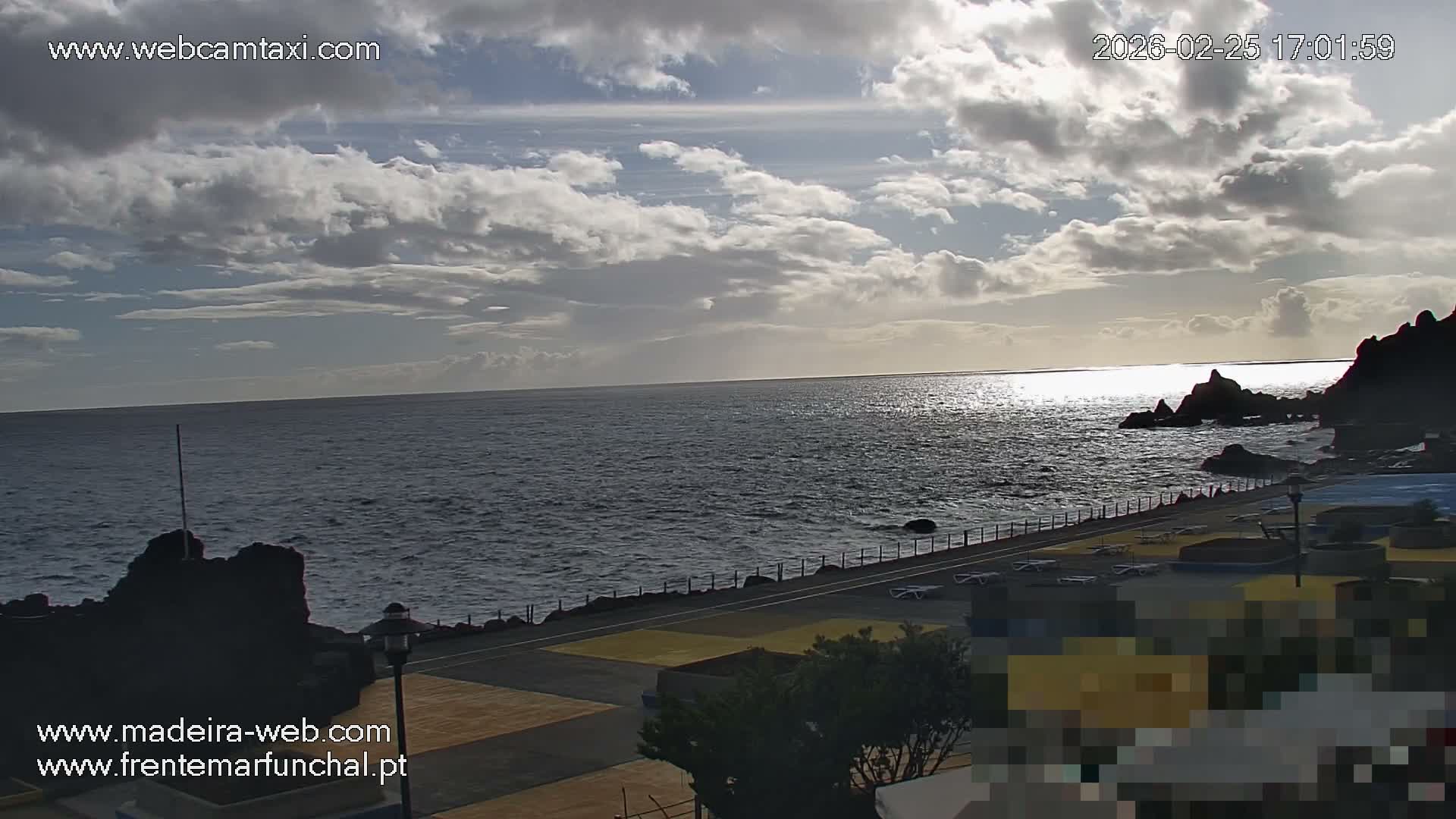 Sao Martinho, Praia da Ponta Gorda Coast Live Cam - Funchal, Madeira, Portugal