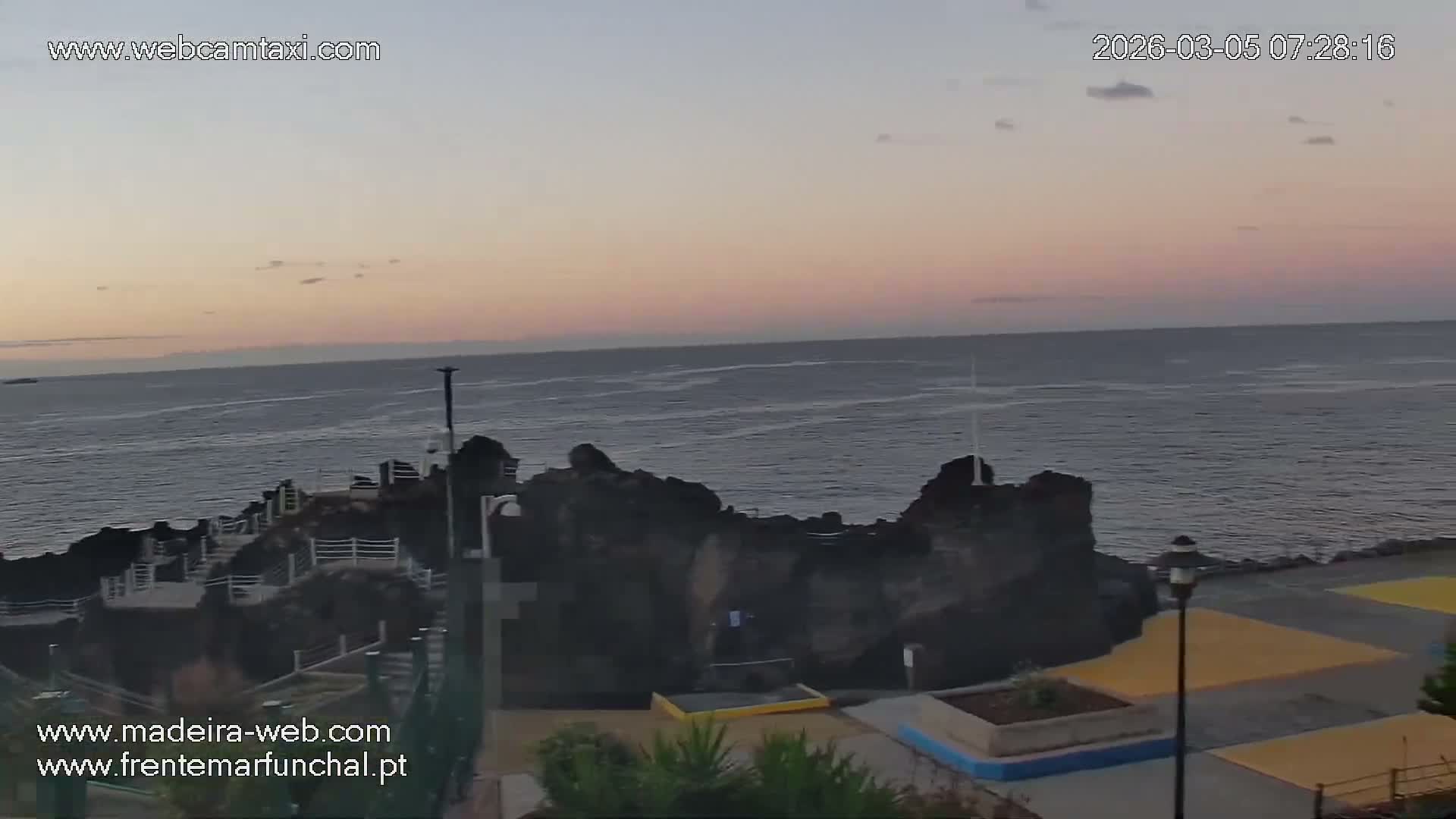 Sao Martinho, Praia da Ponta Gorda Coast Live Cam - Funchal, Madeira, Portugal