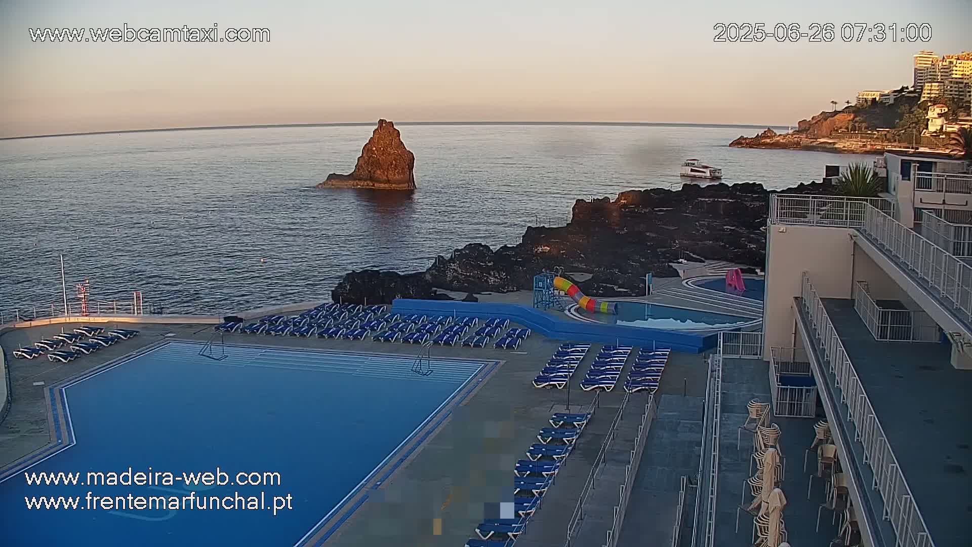 Sao Martinho, Lido Bathing Pool Complex Live Cam -  Funchal, Madeira, Portugal