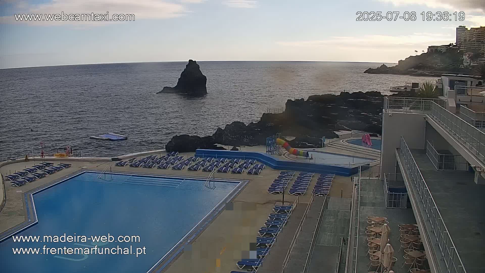 Sao Martinho, Lido Bathing Pool Complex Live Cam -  Funchal, Madeira, Portugal
