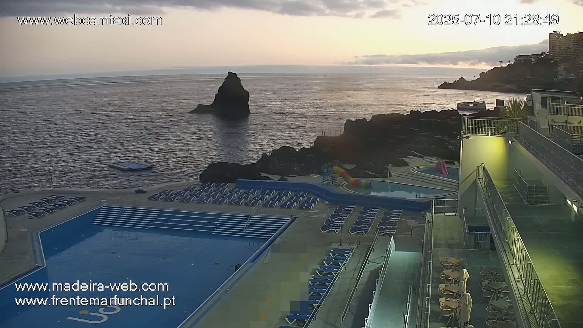 Sao Martinho, Lido Bathing Pool Complex Live Cam -  Funchal, Madeira, Portugal