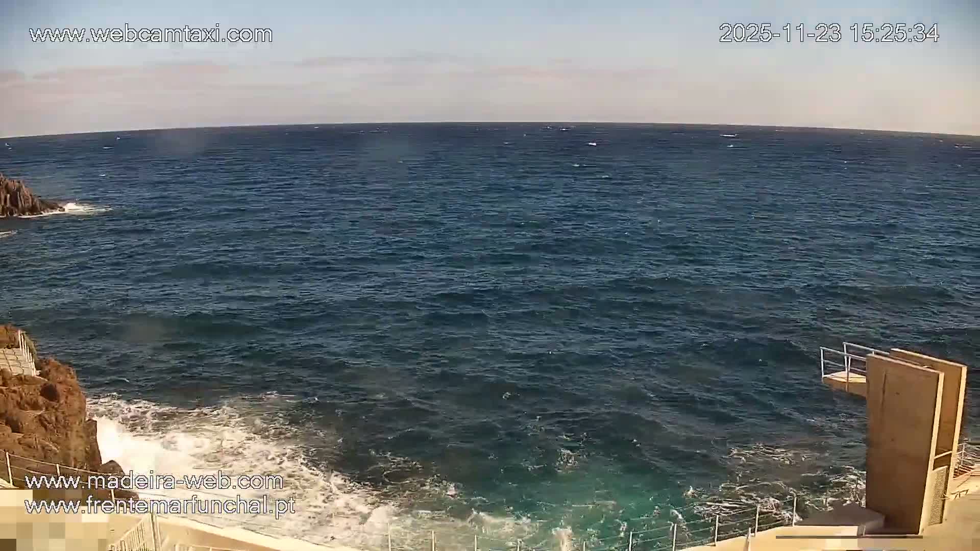 Sao Martinho, Lido Bathing Pool Complex Live Cam -  Funchal, Madeira, Portugal