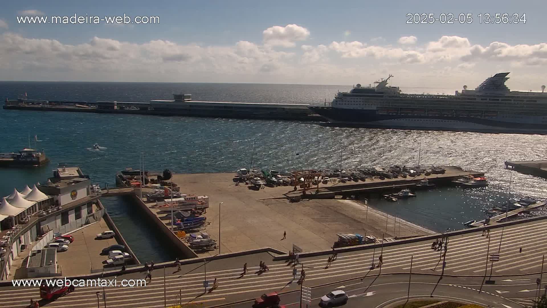 Funchal Marina & Coast Live Cam - Funchal, Madeira, Portugal