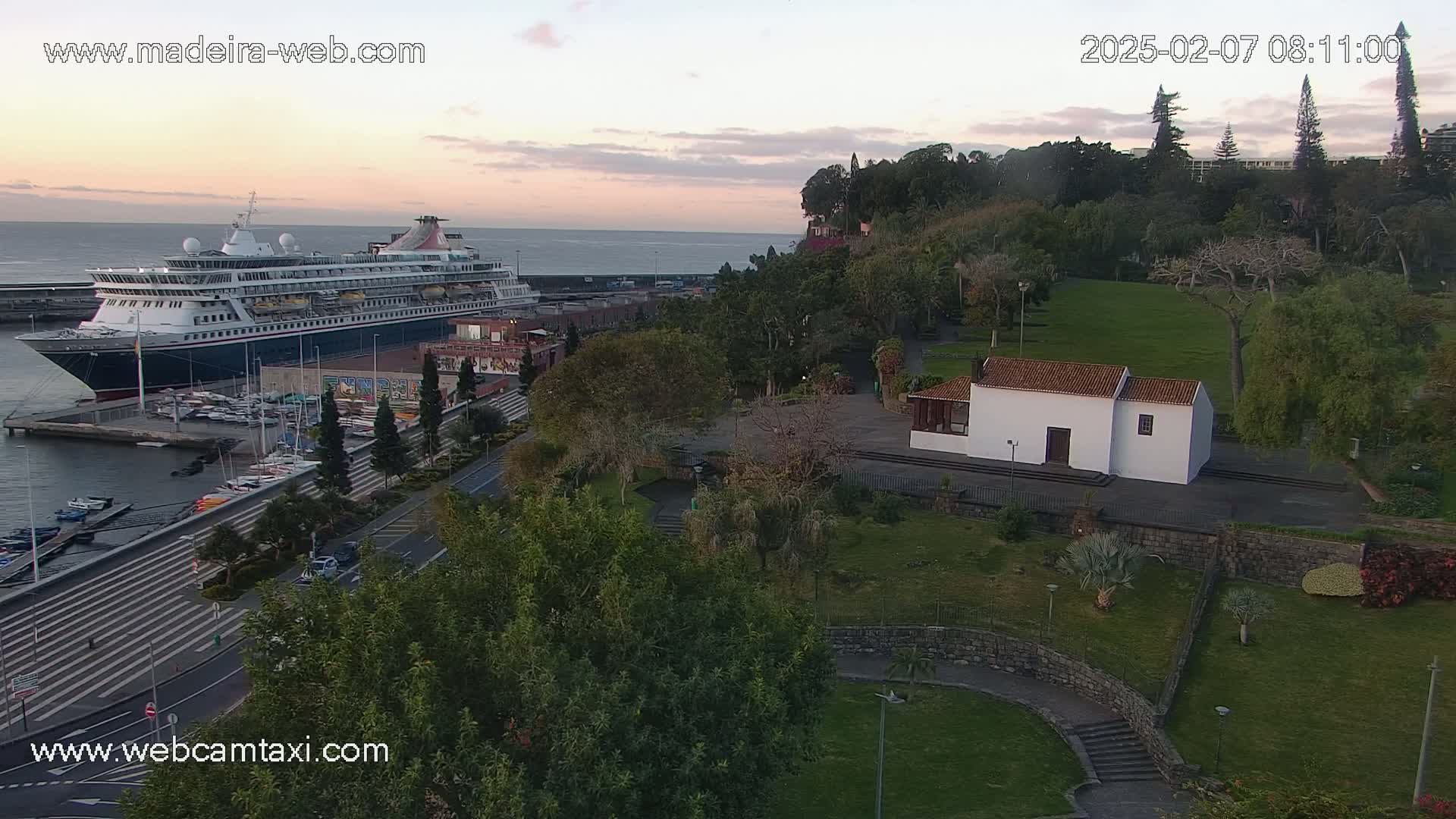 Funchal Marina & Coast Live Cam - Funchal, Madeira, Portugal