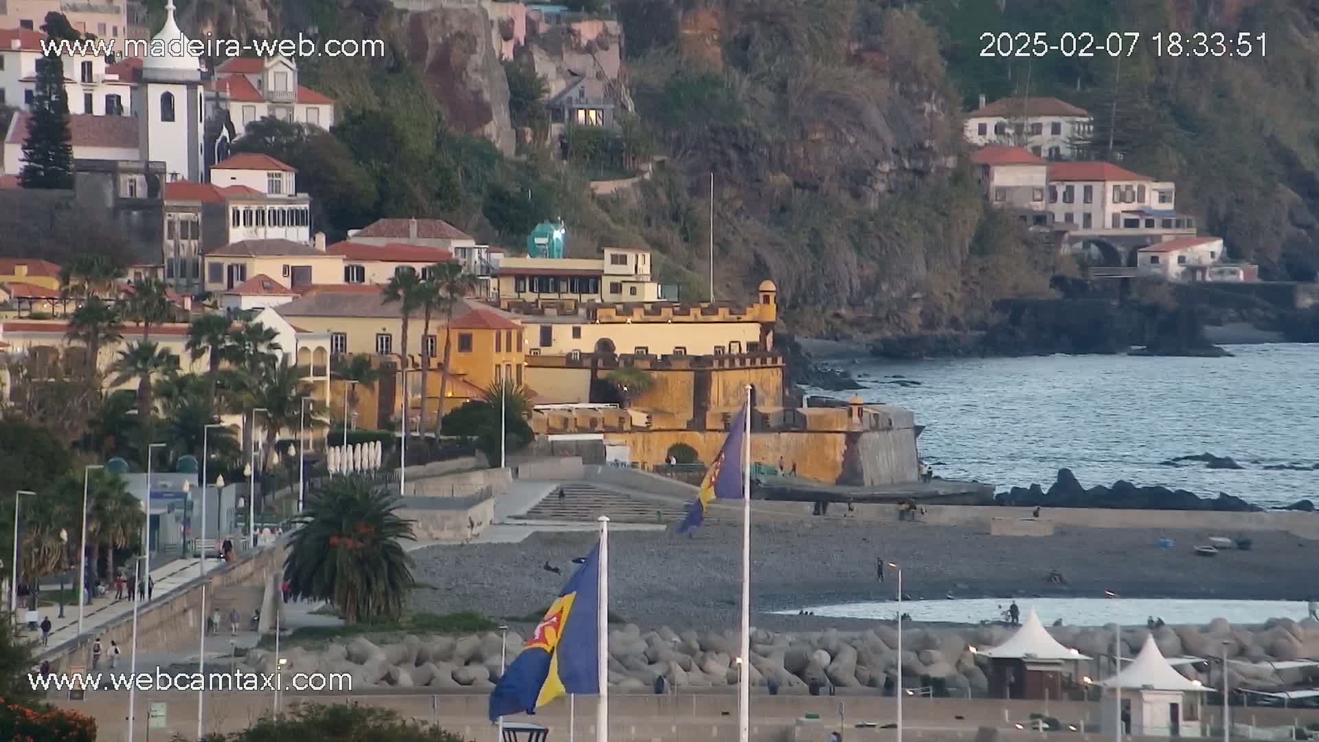 Funchal Marina & Coast Live Cam - Funchal, Madeira, Portugal