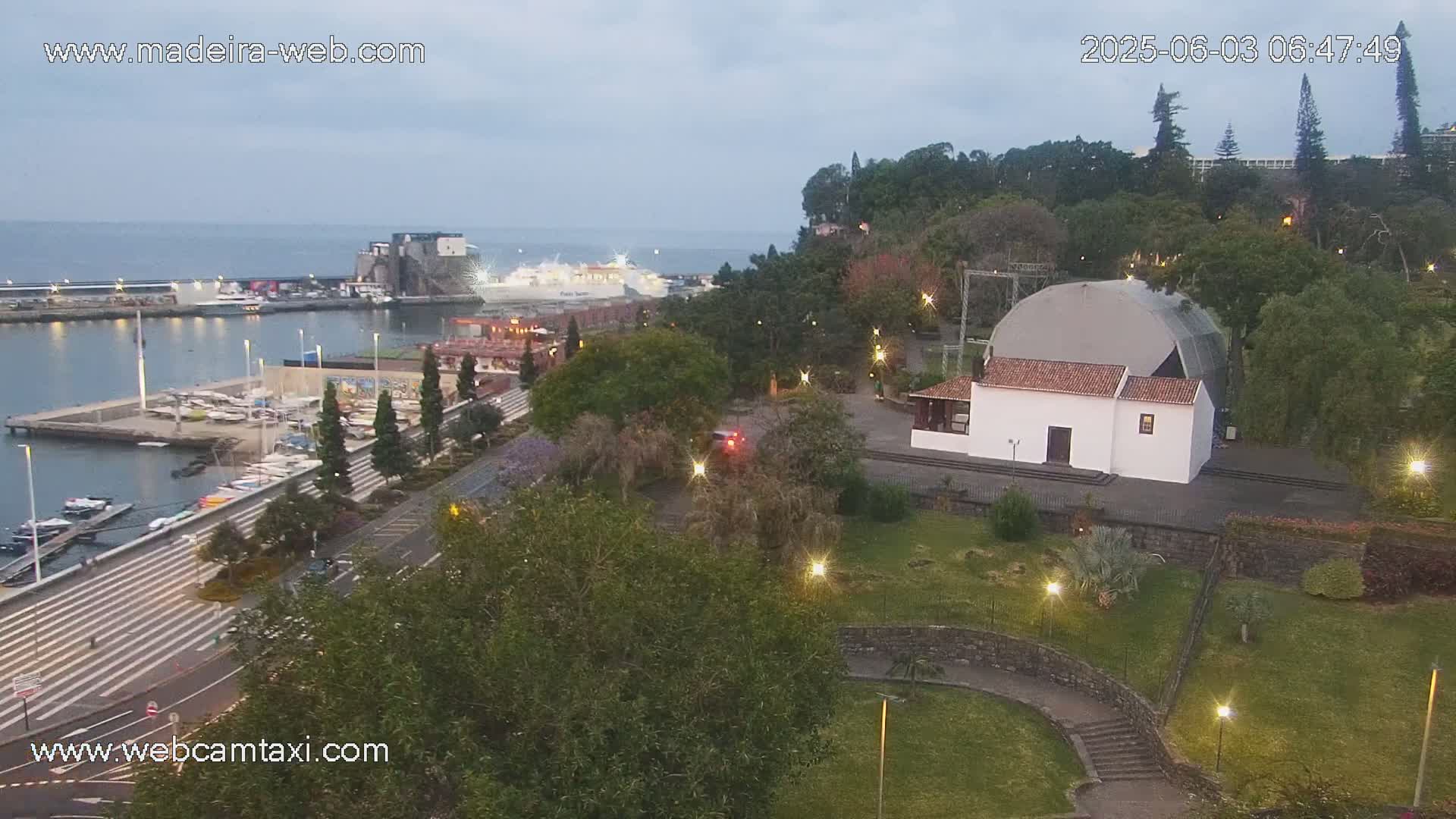 Funchal Marina & Coast Live Cam - Funchal, Madeira, Portugal