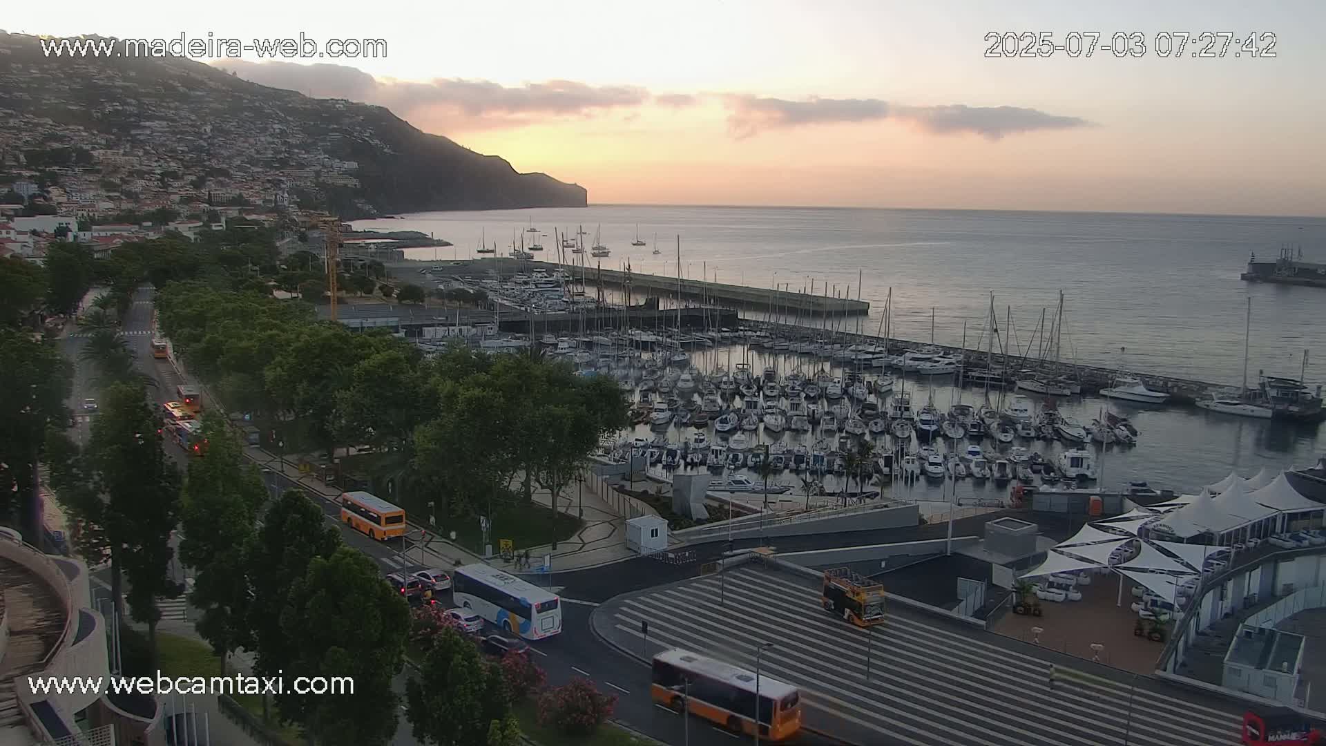 Funchal Marina & Coast Live Cam - Funchal, Madeira, Portugal