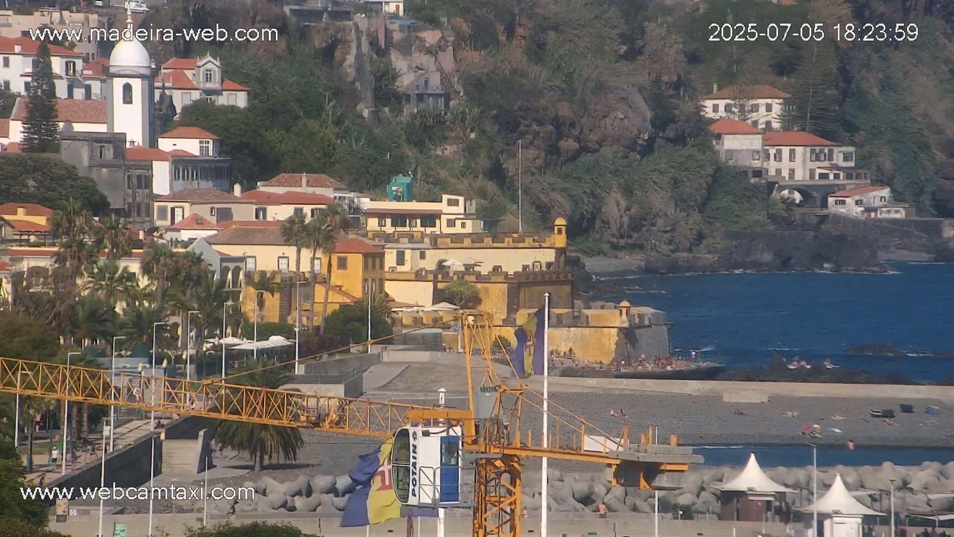 Funchal Marina & Coast Live Cam - Funchal, Madeira, Portugal