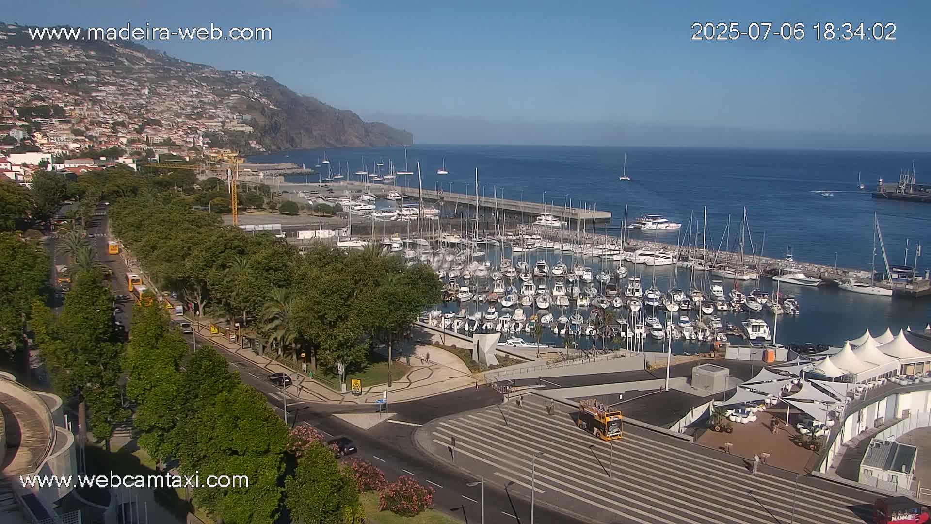 Funchal Marina & Coast Live Cam - Funchal, Madeira, Portugal