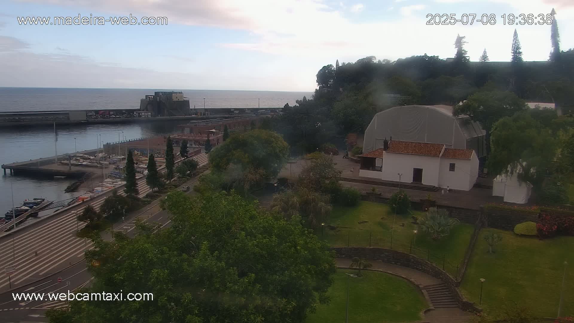 Funchal Marina & Coast Live Cam - Funchal, Madeira, Portugal
