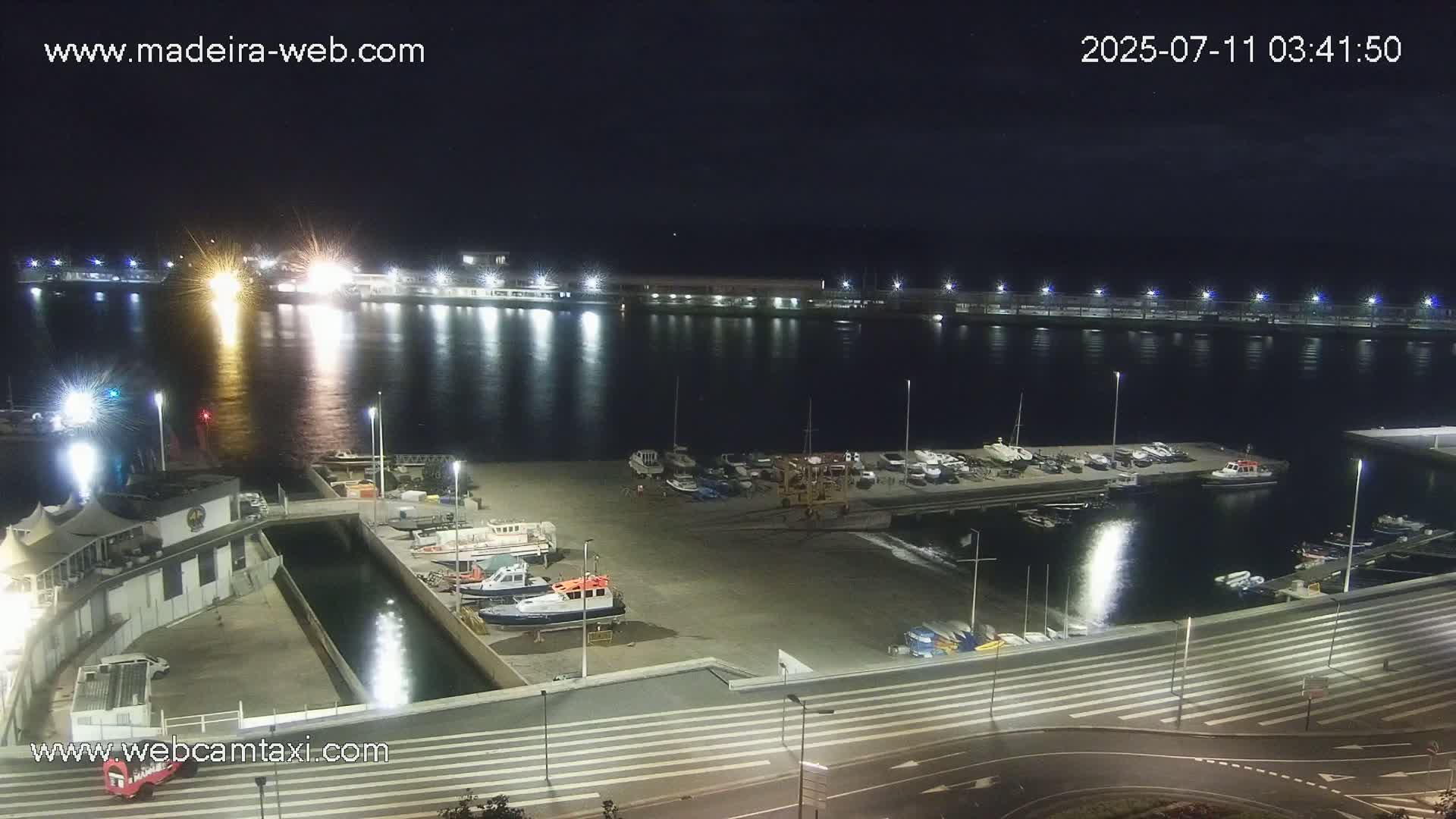 Funchal Marina & Coast Live Cam - Funchal, Madeira, Portugal