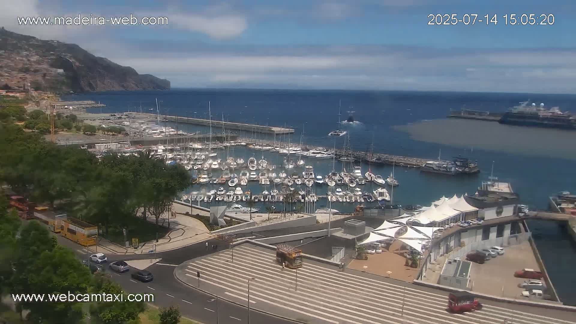 Funchal Marina & Coast Live Cam - Funchal, Madeira, Portugal