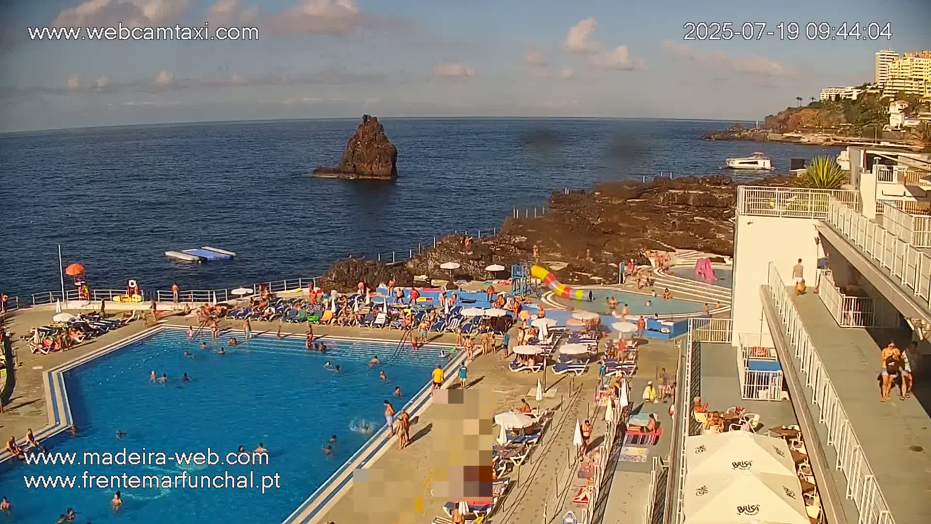 Funchal Marina & Coast Live Cam - Funchal, Madeira, Portugal