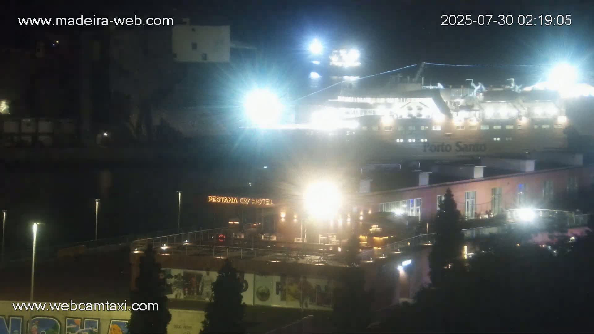 Funchal Marina & Coast Live Cam - Funchal, Madeira, Portugal