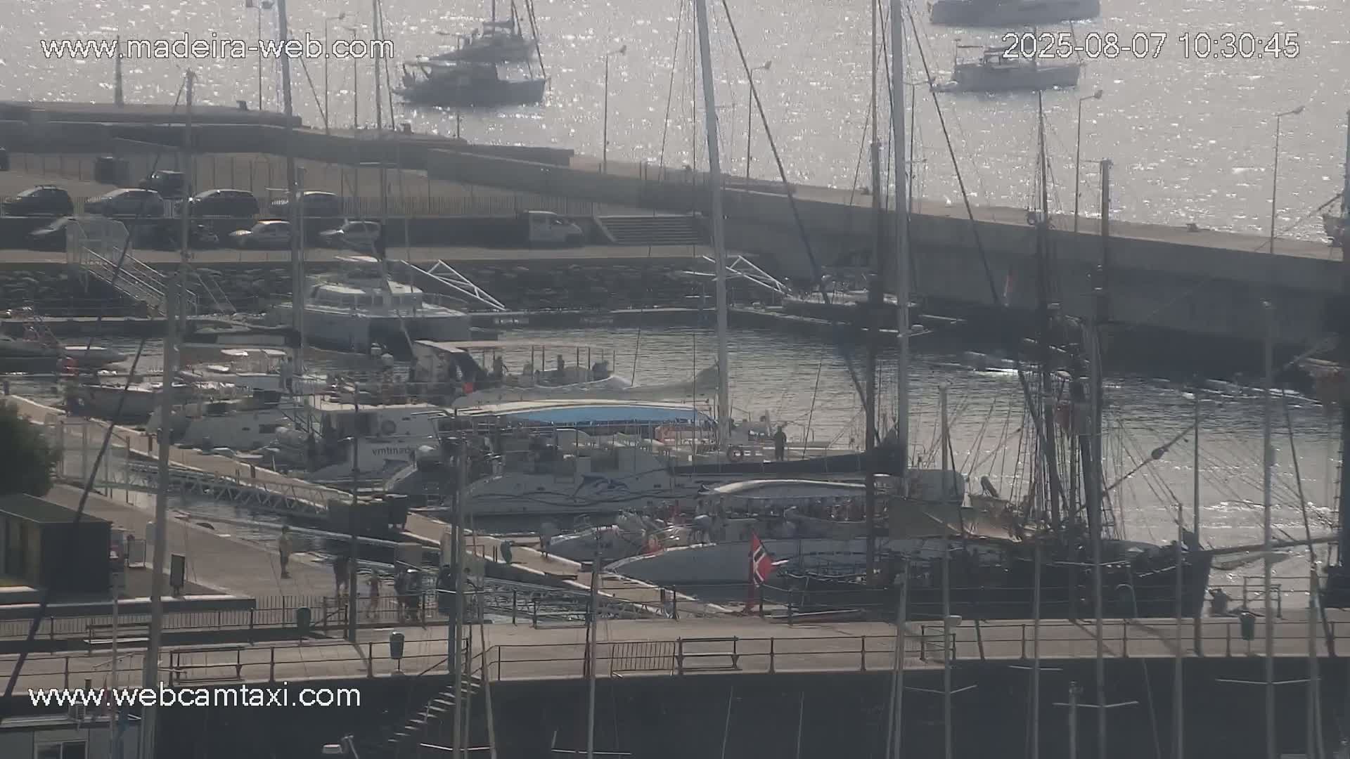 Funchal Marina & Coast Live Cam - Funchal, Madeira, Portugal