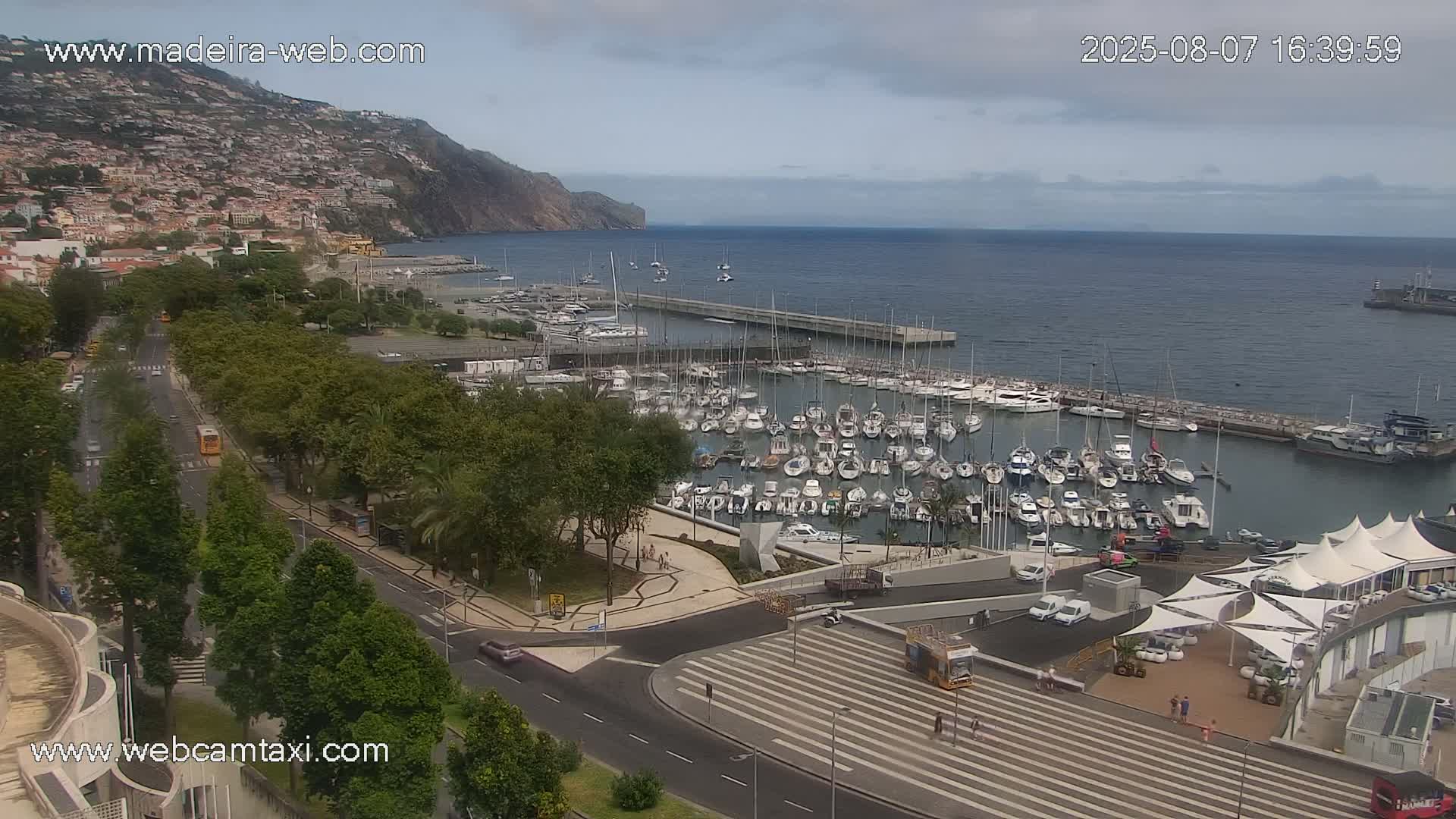 Funchal Marina & Coast Live Cam - Funchal, Madeira, Portugal