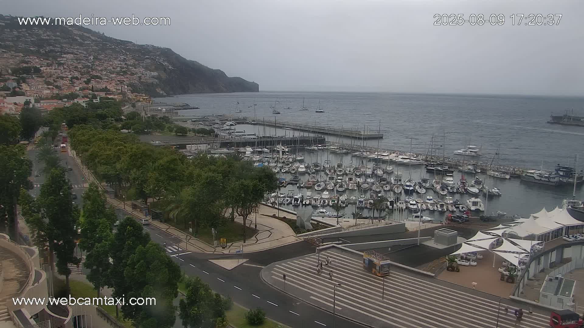 Funchal Marina & Coast Live Cam - Funchal, Madeira, Portugal