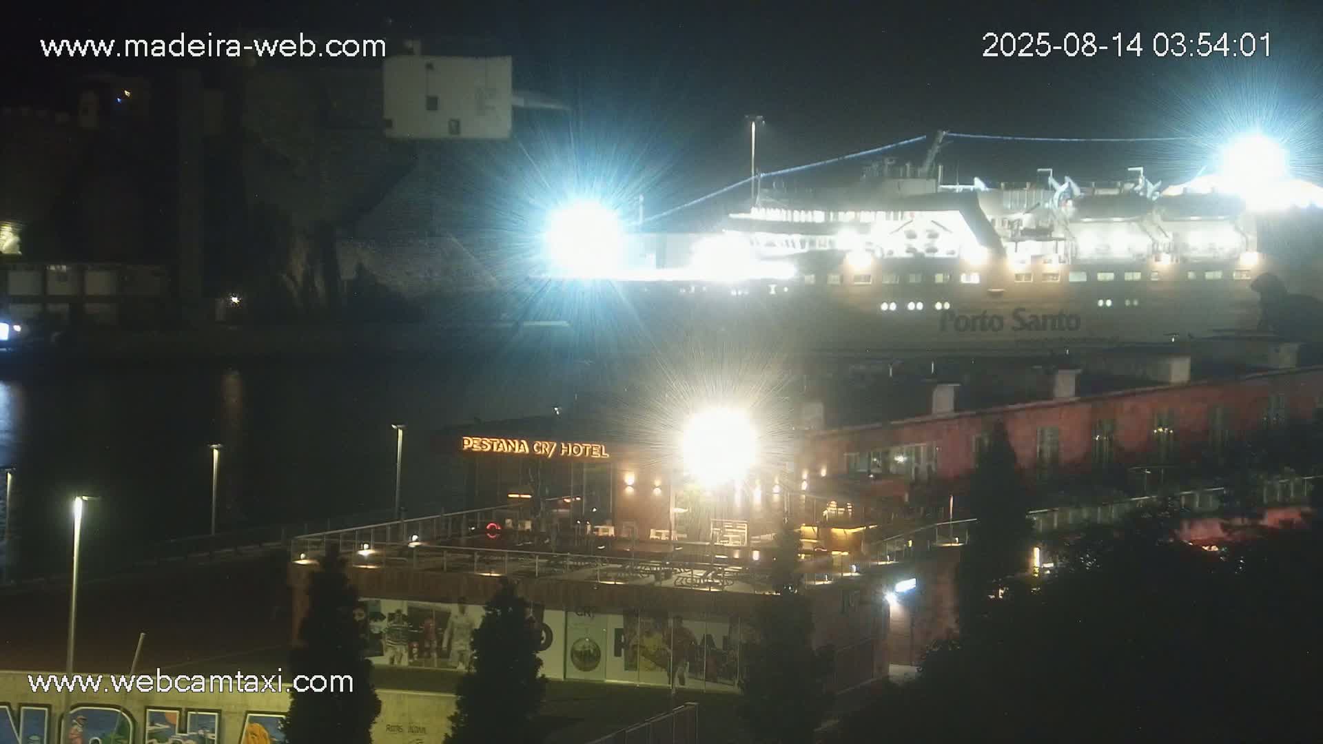 Funchal Marina & Coast Live Cam - Funchal, Madeira, Portugal