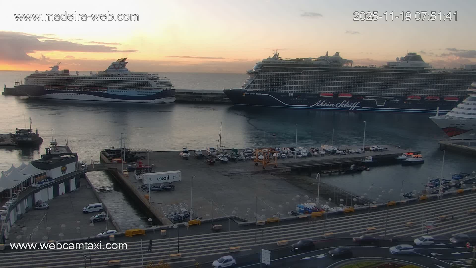 Funchal Marina & Coast Live Cam - Funchal, Madeira, Portugal