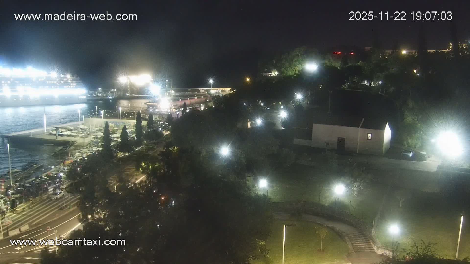 Funchal Marina & Coast Live Cam - Funchal, Madeira, Portugal