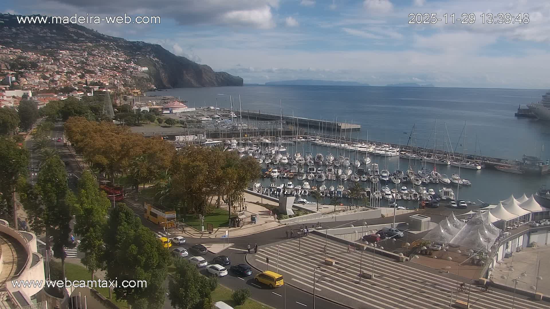 Funchal Marina & Coast Live Cam - Funchal, Madeira, Portugal