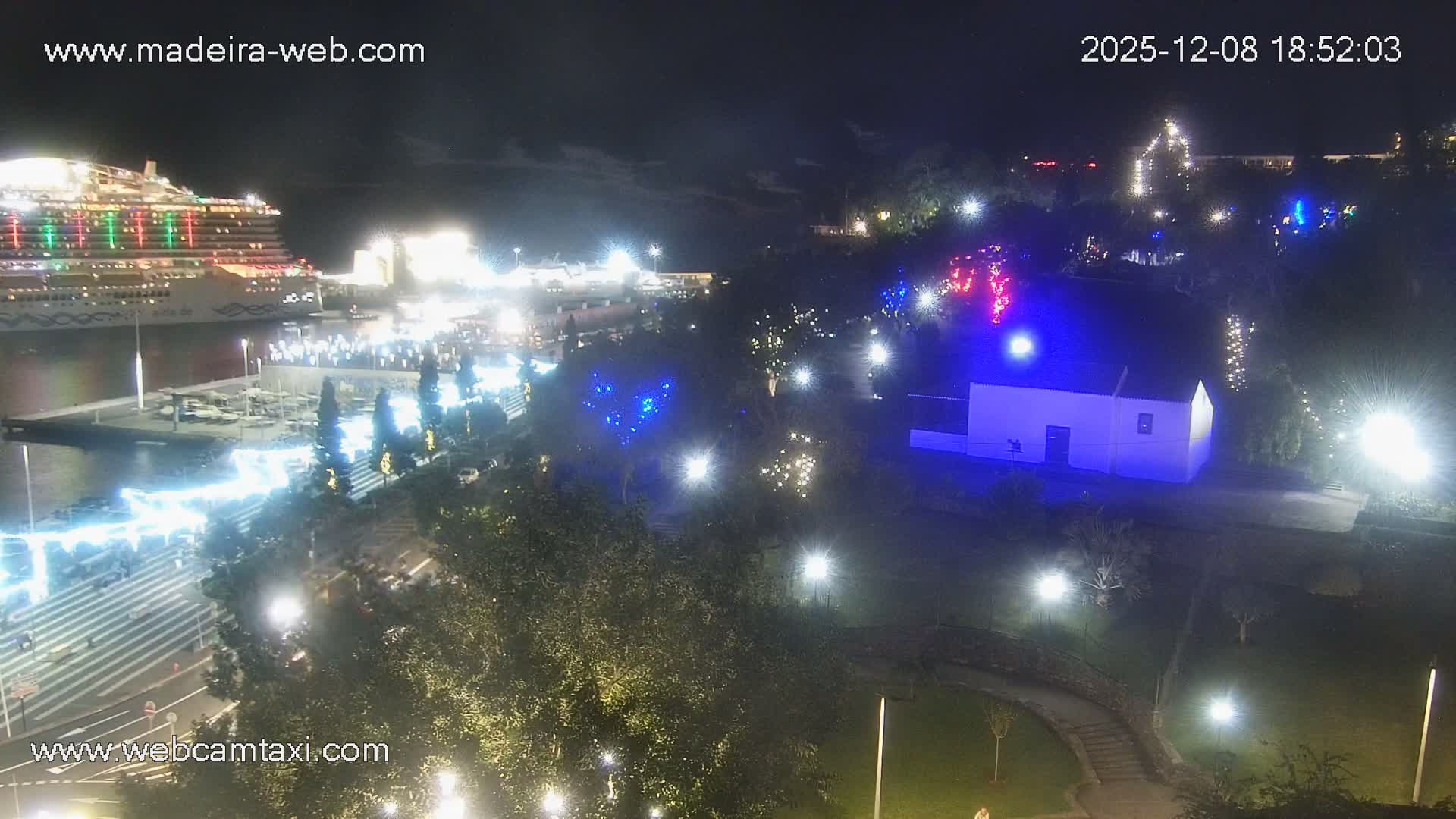 Funchal Marina & Coast Live Cam - Funchal, Madeira, Portugal