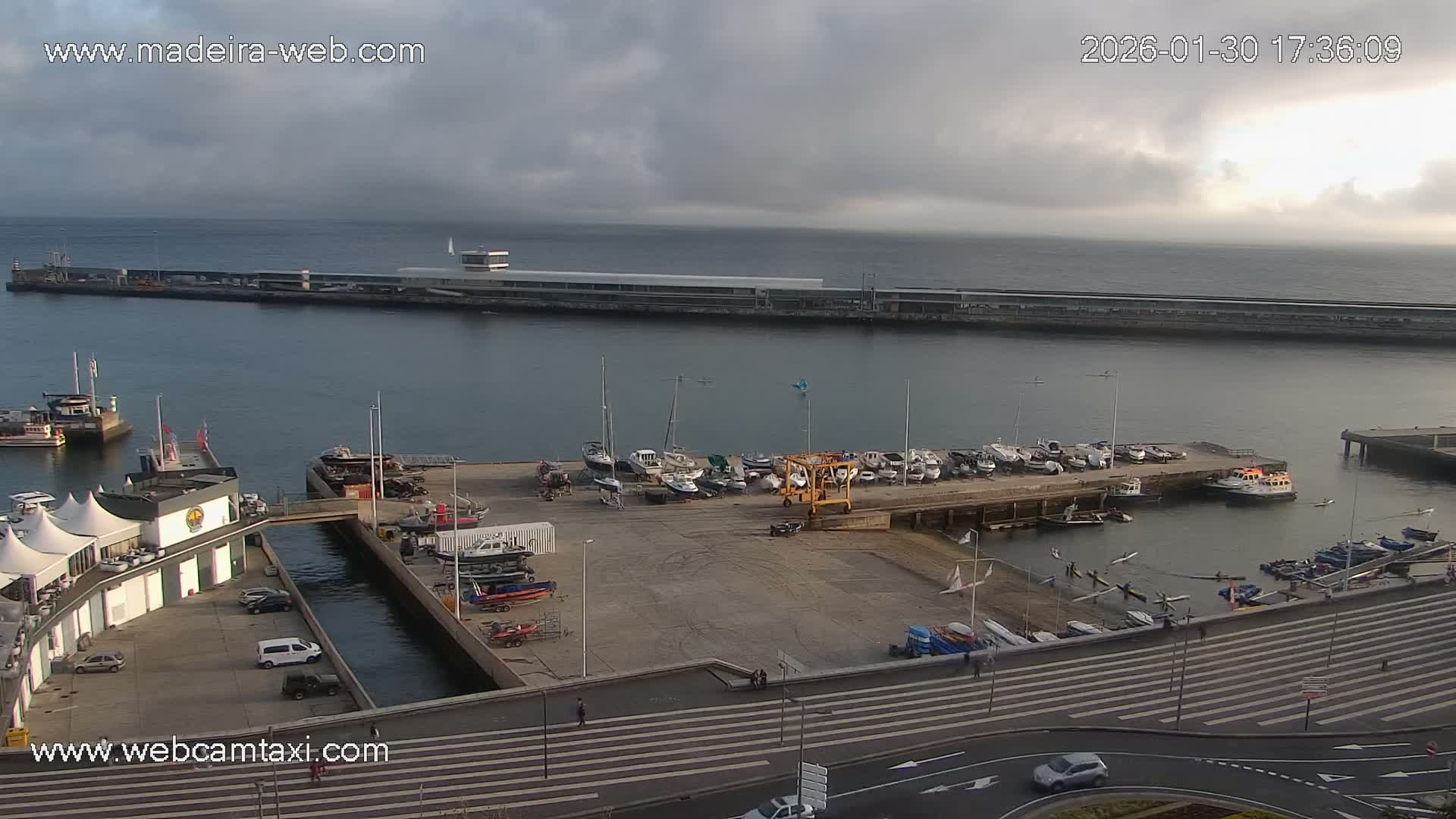 Funchal Marina & Coast Live Cam - Funchal, Madeira, Portugal