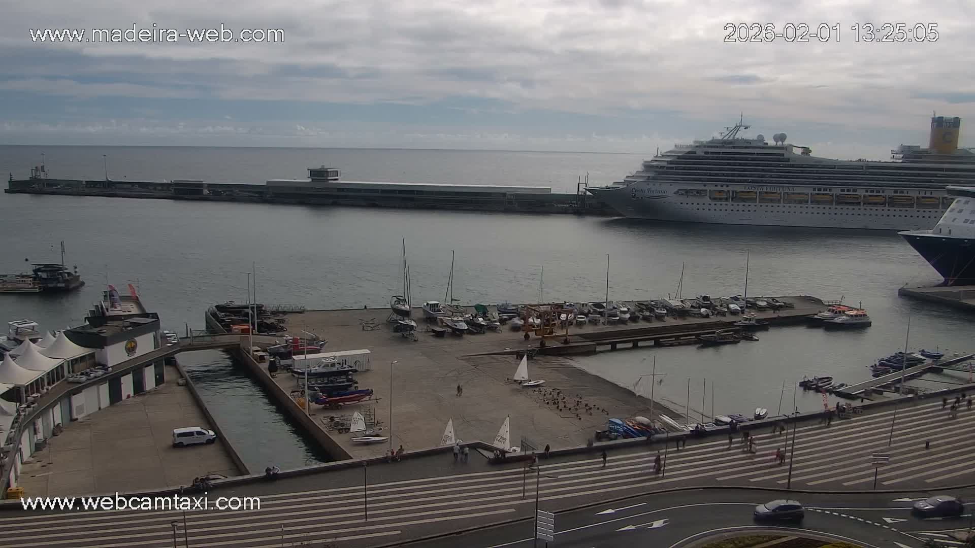 Funchal Marina & Coast Live Cam - Funchal, Madeira, Portugal