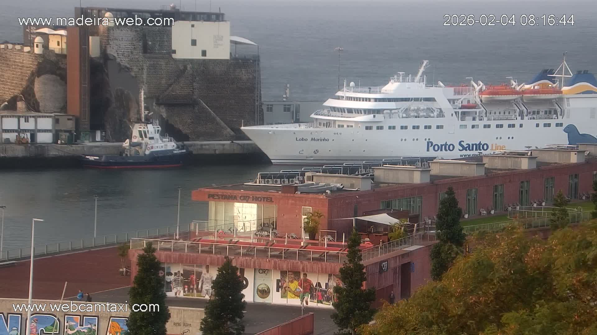 Funchal Marina & Coast Live Cam - Funchal, Madeira, Portugal