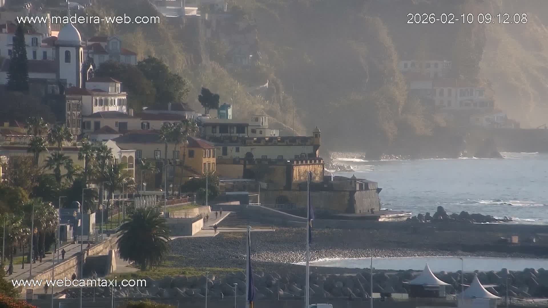 Funchal Marina & Coast Live Cam - Funchal, Madeira, Portugal