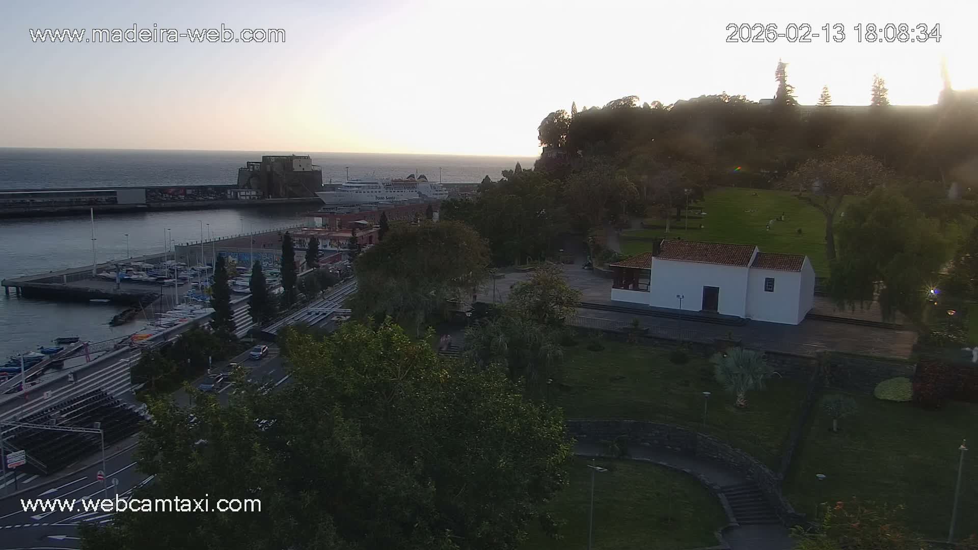 Funchal Marina & Coast Live Cam - Funchal, Madeira, Portugal