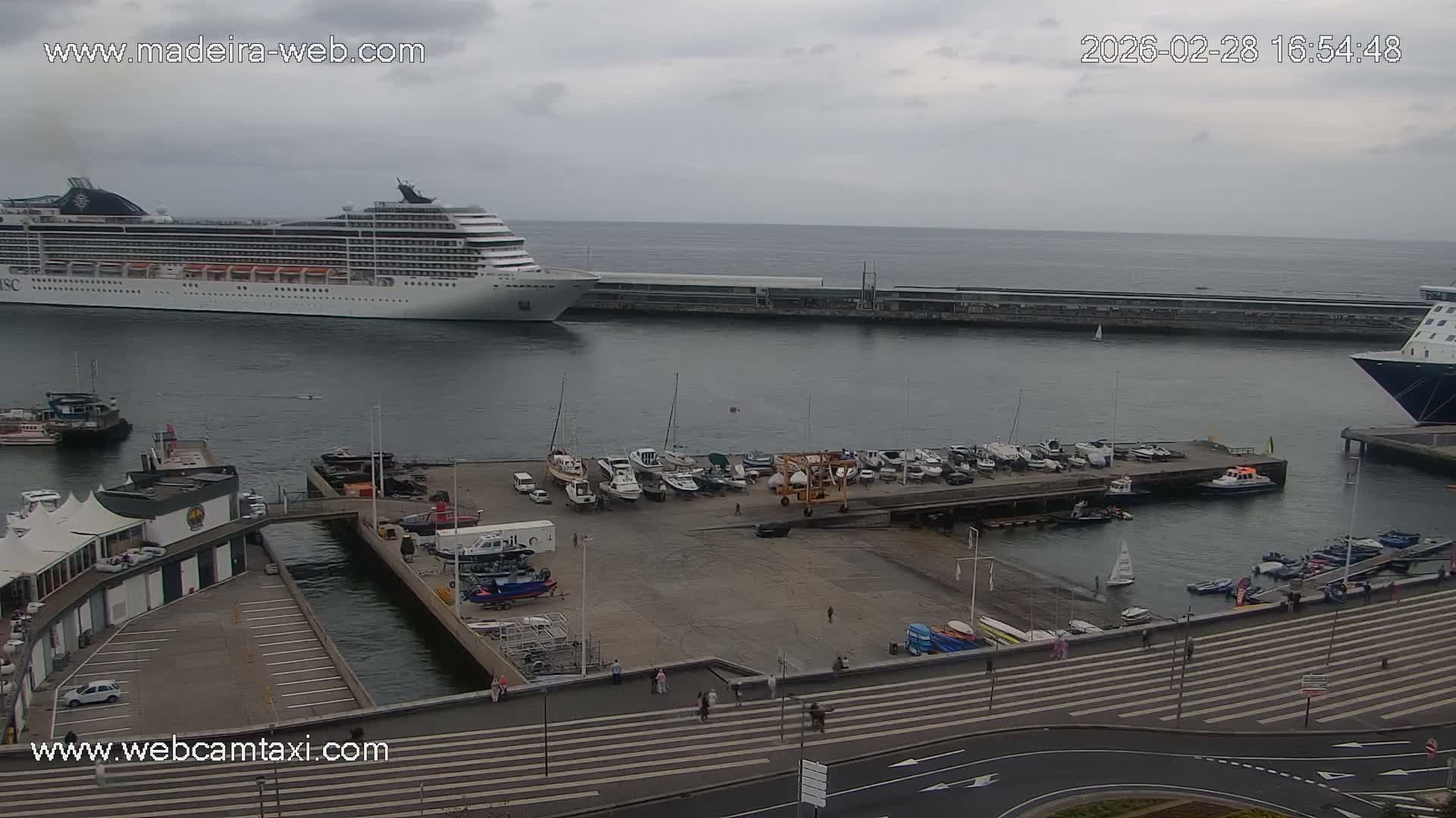 Funchal Marina & Coast Live Cam - Funchal, Madeira, Portugal