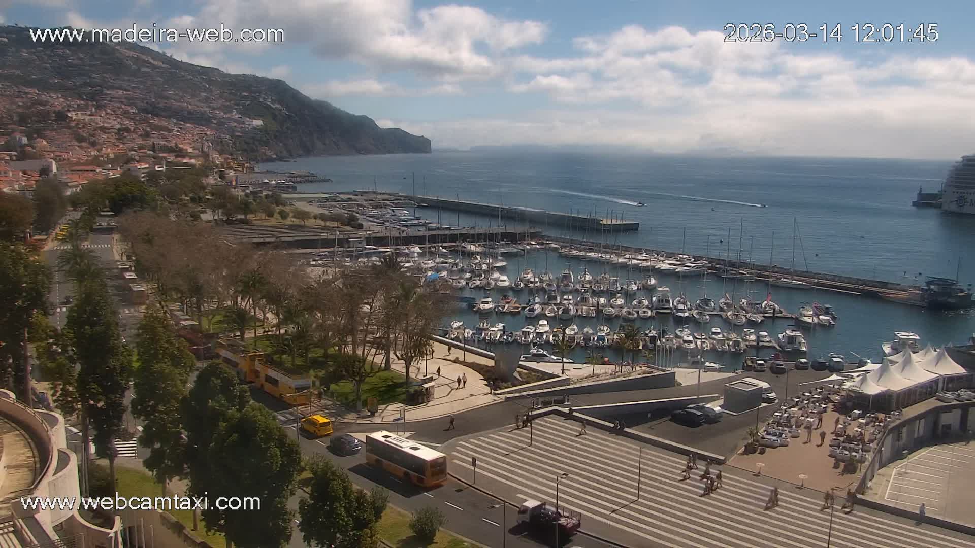 Funchal Marina & Coast Live Cam - Funchal, Madeira, Portugal