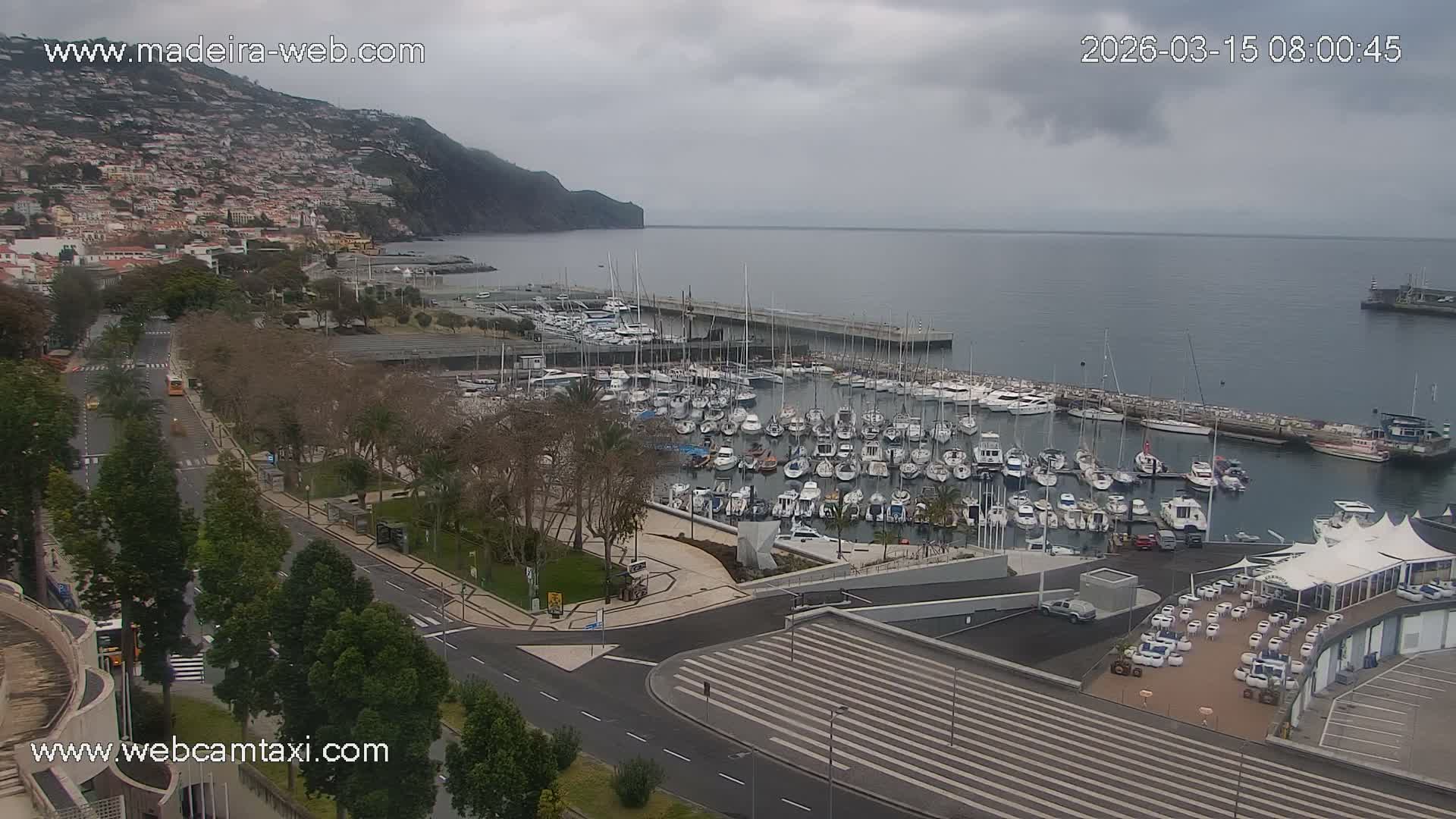 Funchal Marina & Coast Live Cam - Funchal, Madeira, Portugal
