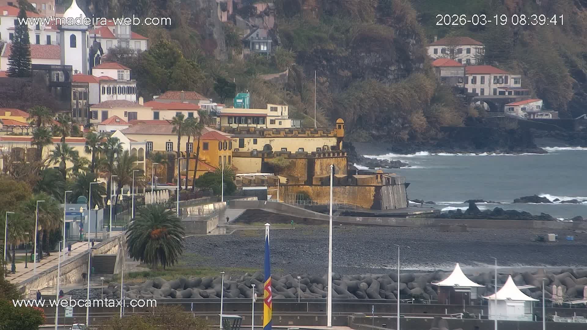 Funchal Marina & Coast Live Cam - Funchal, Madeira, Portugal