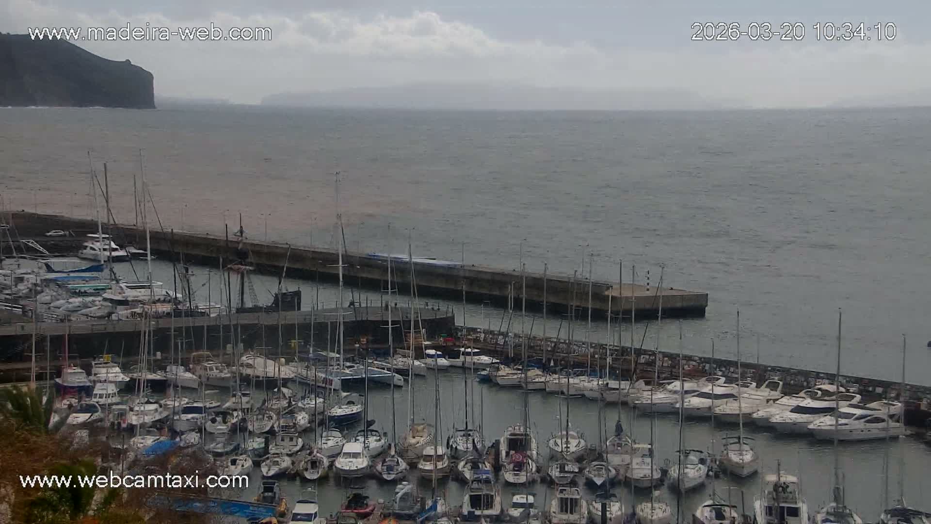 Funchal Marina & Coast Live Cam - Funchal, Madeira, Portugal