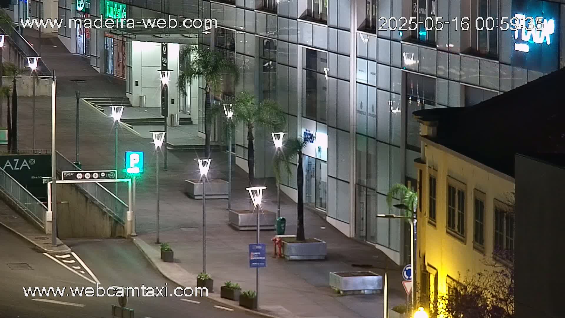 Funchal Coast Live Cam - Funchal, Madeira, Portugal
