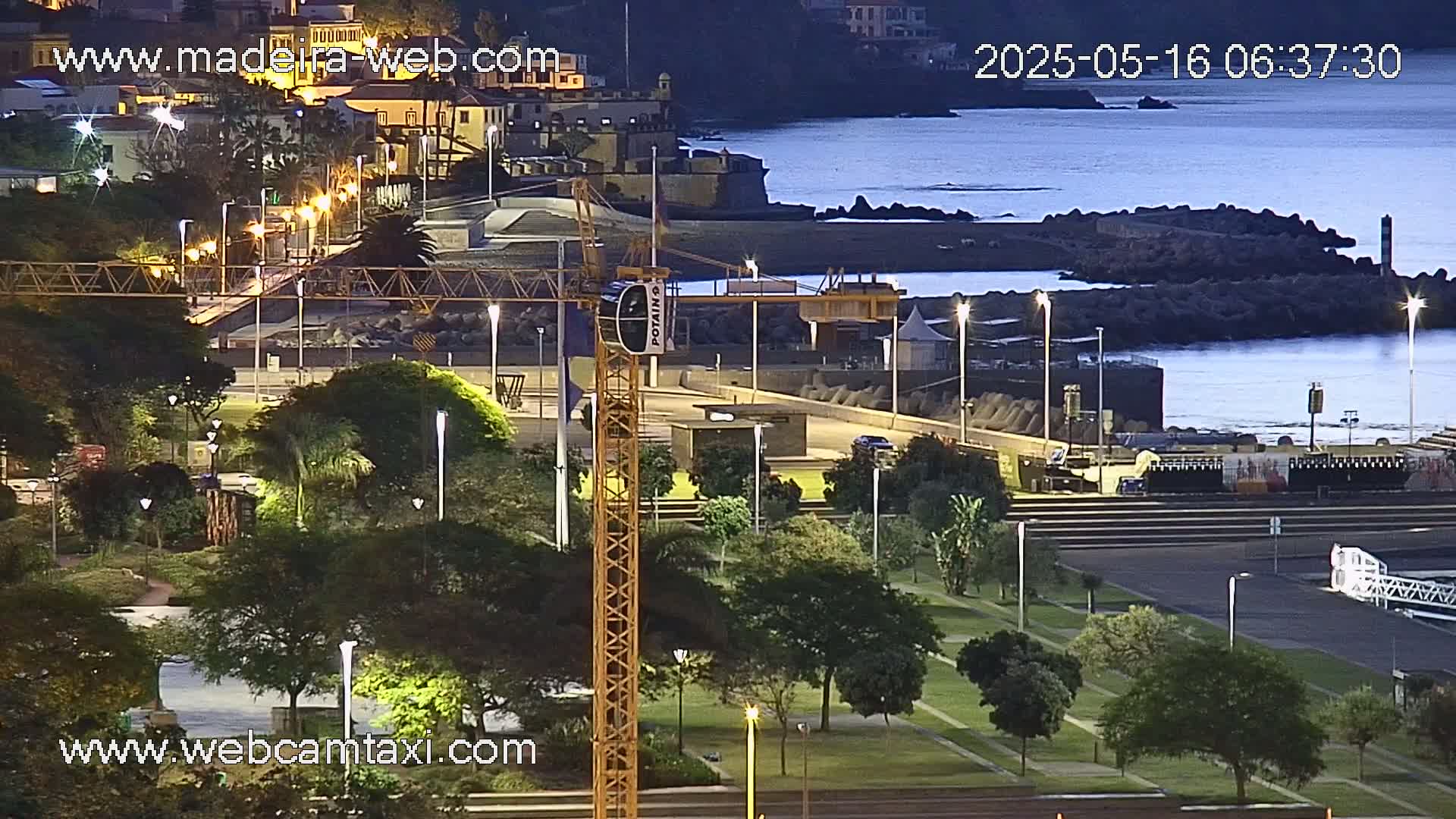 Funchal Coast Live Cam - Funchal, Madeira, Portugal