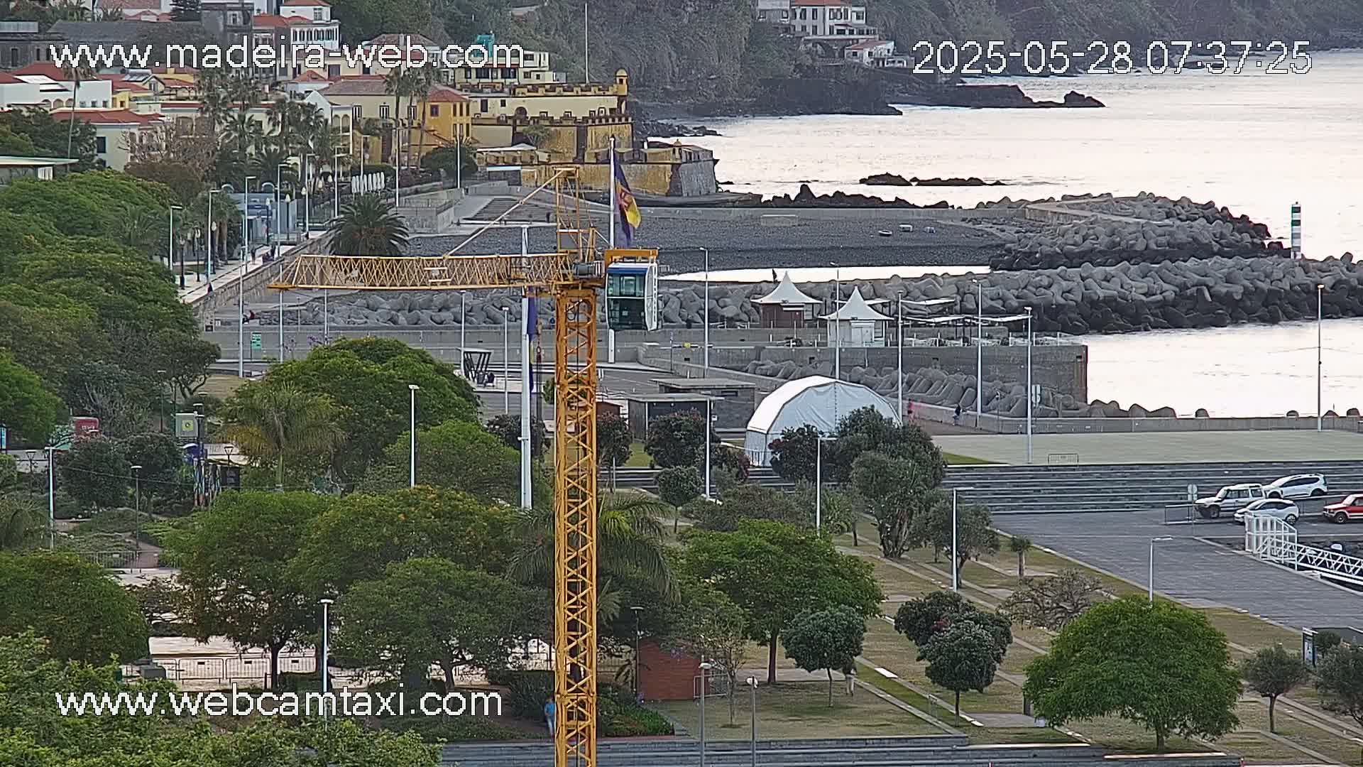 Funchal Coast Live Cam - Funchal, Madeira, Portugal
