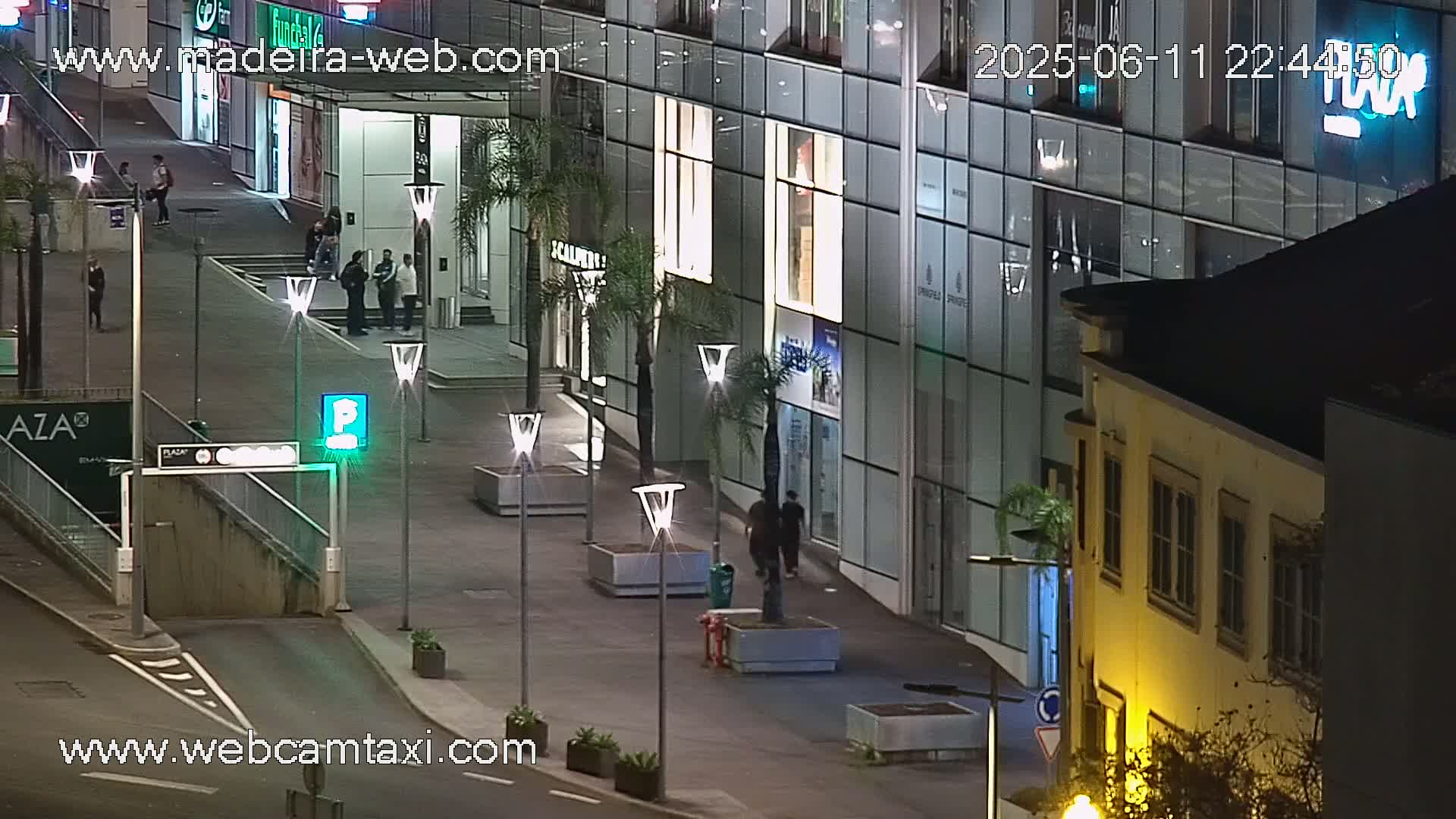 Funchal Coast Live Cam - Funchal, Madeira, Portugal