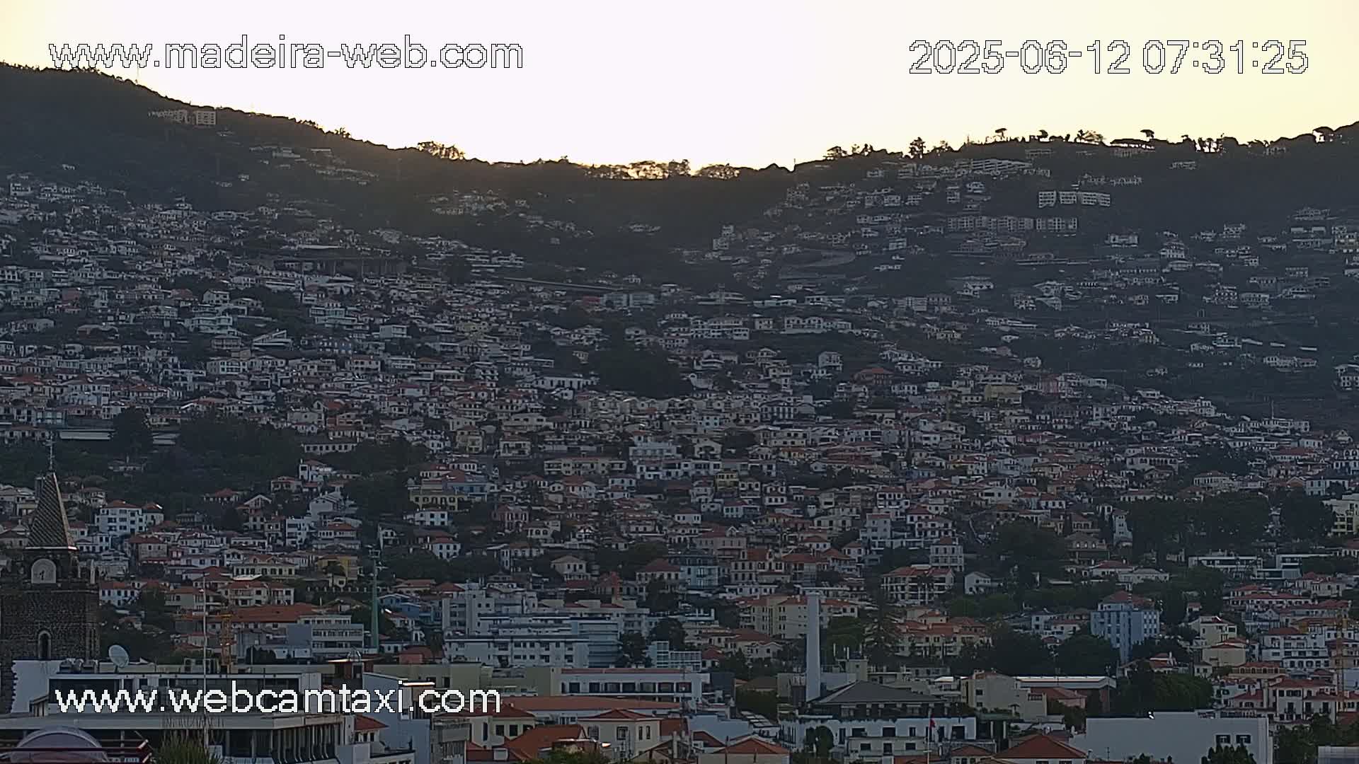 Funchal Coast Live Cam - Funchal, Madeira, Portugal